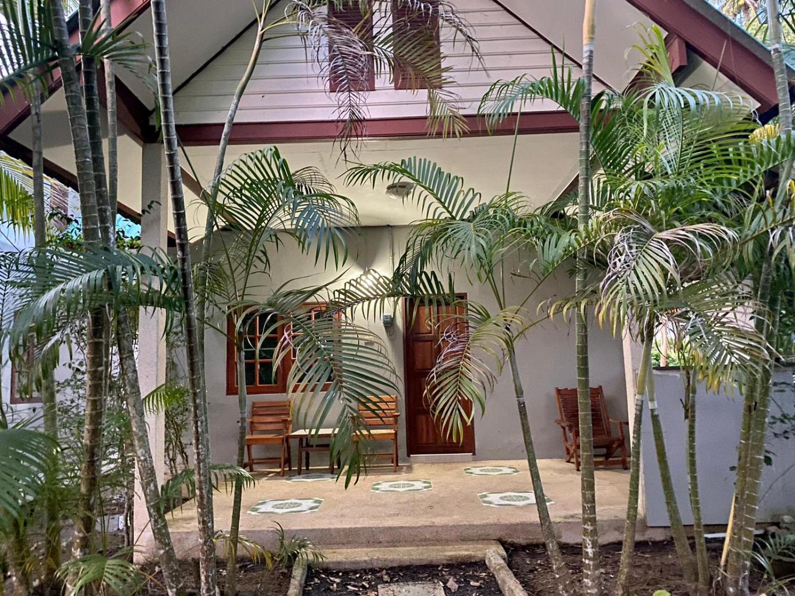 Coconut Bungalow Nai Yang Exterior photo