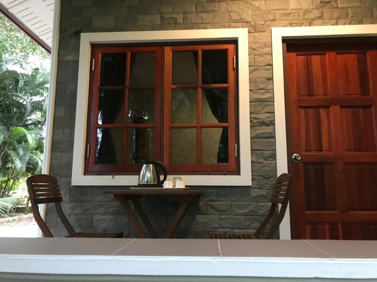 Coconut Bungalow Nai Yang Exterior photo