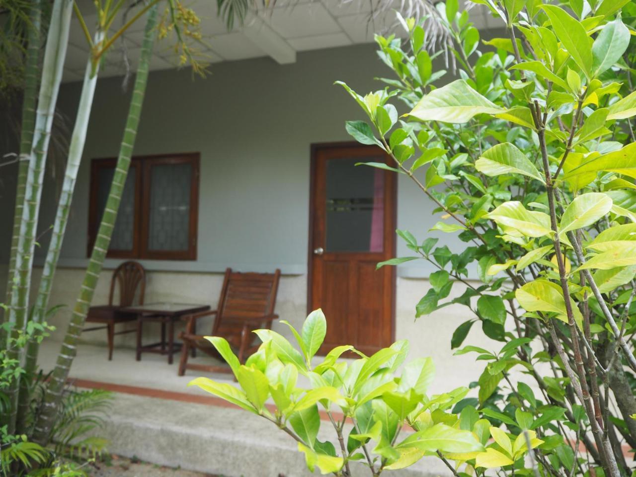 Coconut Bungalow Nai Yang Exterior photo